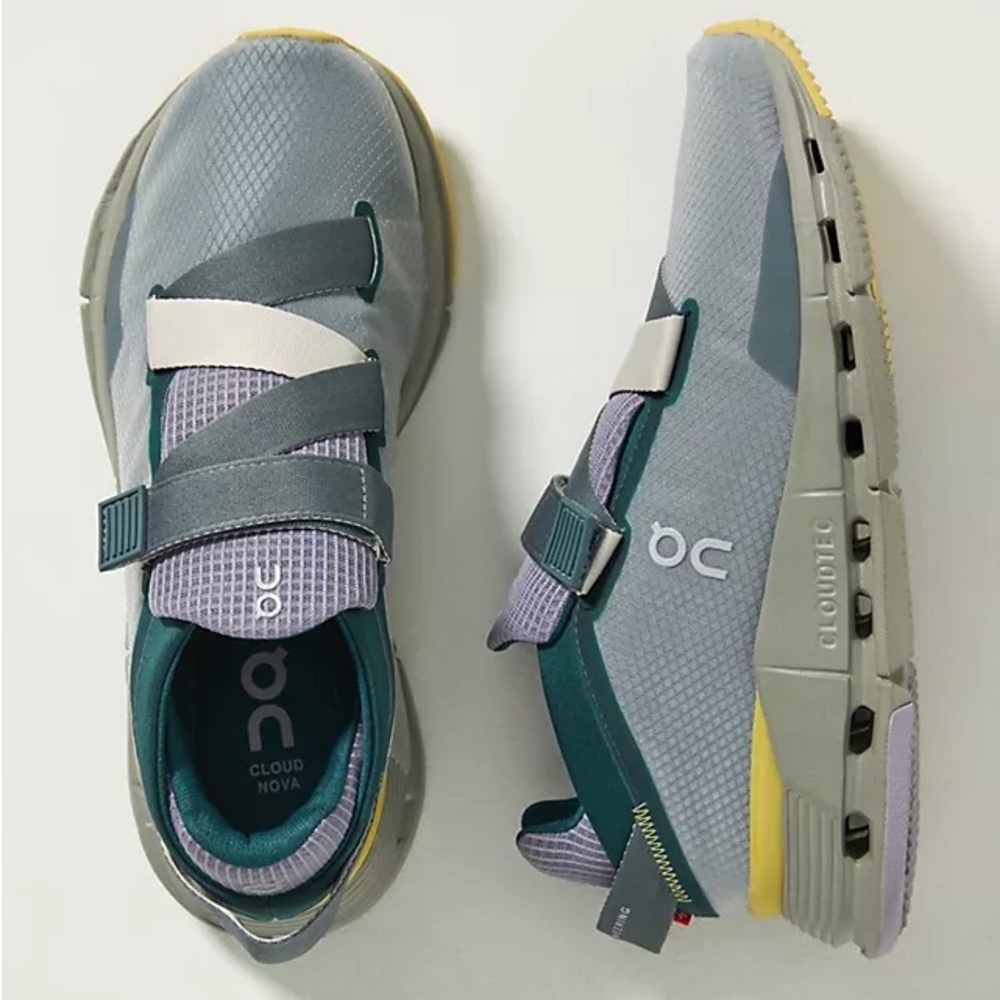 On Sneakers Cloudnova Wrap